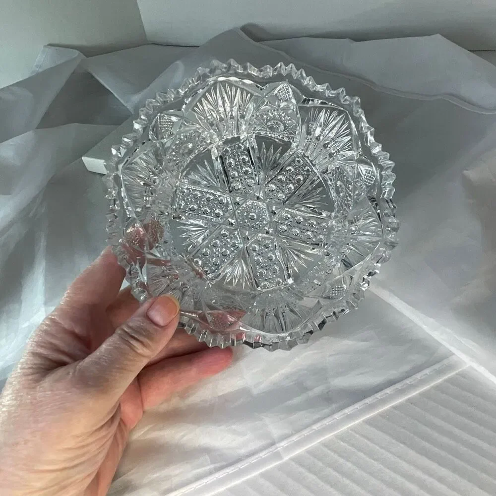 VTG Imperial Glass Nucut pressed glass serving dish.! Hobster & Sawtooth edge pa
